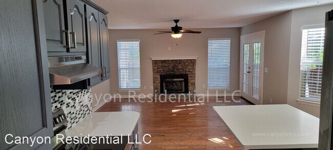 Building Photo - 4 br, 2.5 bath House - 2127 Morris Hill Rd