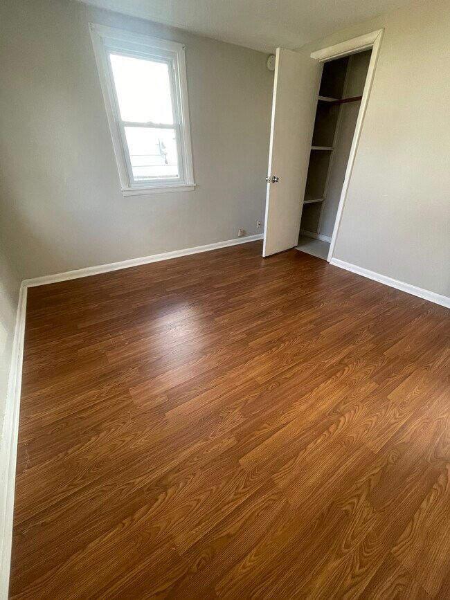 Bedroom 2 - 1049 City View Dr