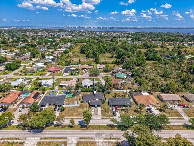 Foto del edificio - 523 SE 24th Ave