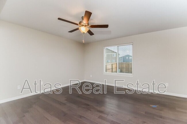Building Photo - 10968 Clarion Dr