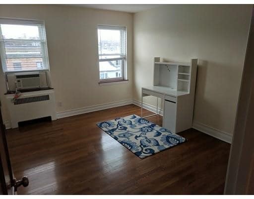 Building Photo - 395 Broadway