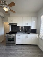 Building Photo - 930-930 St Clair Ave W