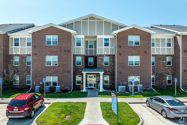 Foto del edificio - Latitude Lofts