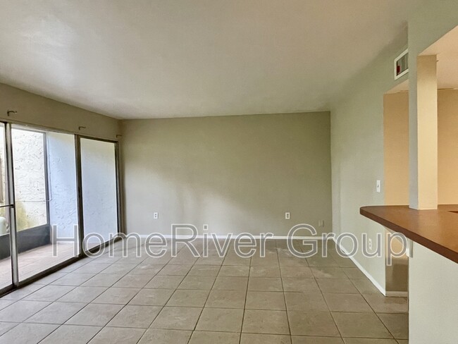 Foto del edificio - 8628 Tahoe Ct