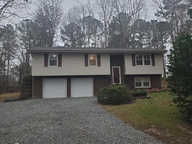 Building Photo - 5737 Johnson Pond Rd