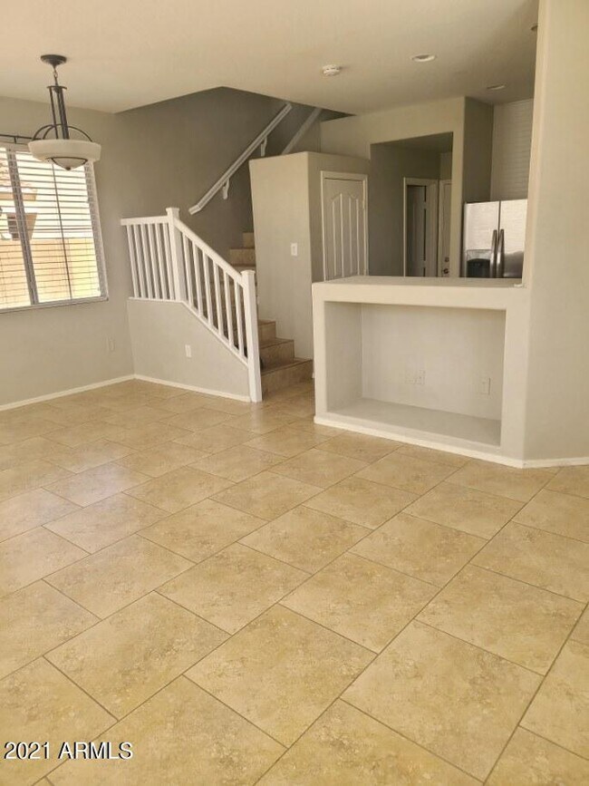Foto del edificio - 312 W Mountain Sage Dr