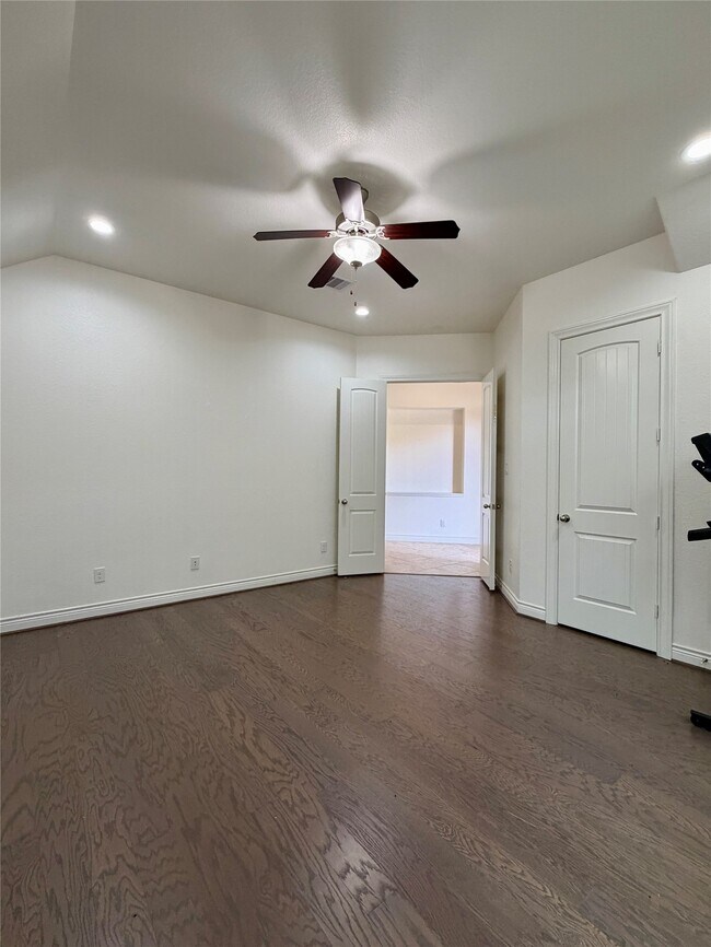 Foto del edificio - 6515 Sterling Shores Ln