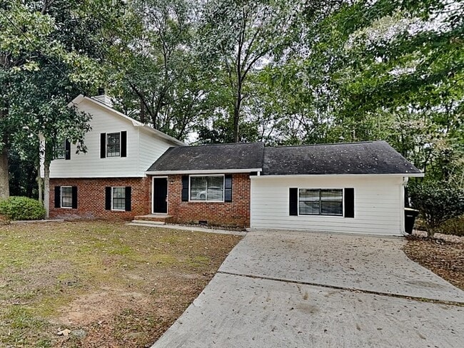 Building Photo - 102 Shannon Chase Dr