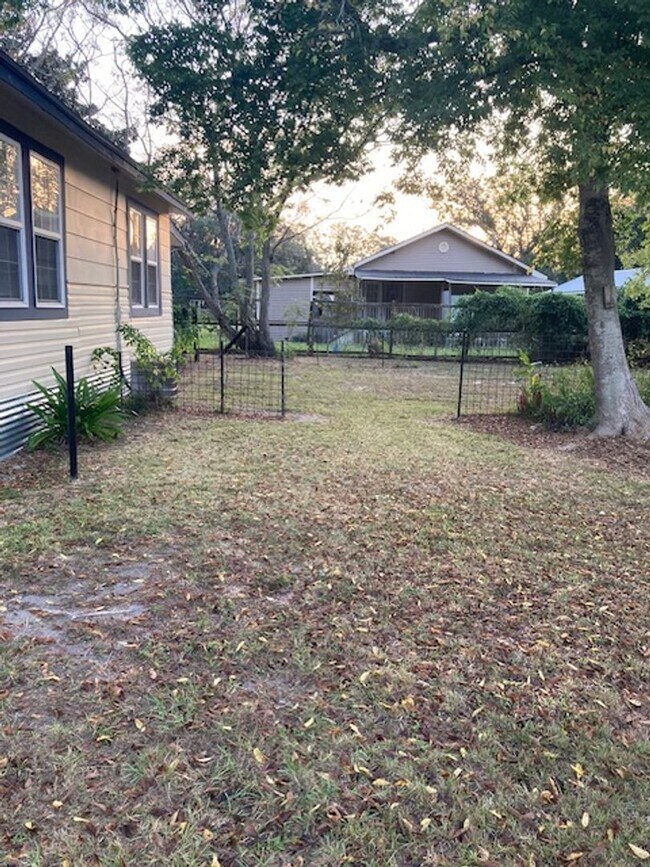 Photo - Biloxi 2 Bedroom House