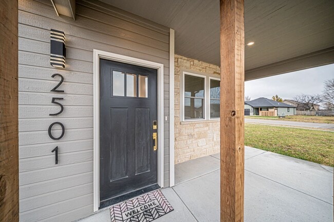 Building Photo - Please View 3D Virtual Walk-Through Before Scheduling a Showing