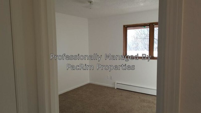 Building Photo - 25721 Berryhill Rd