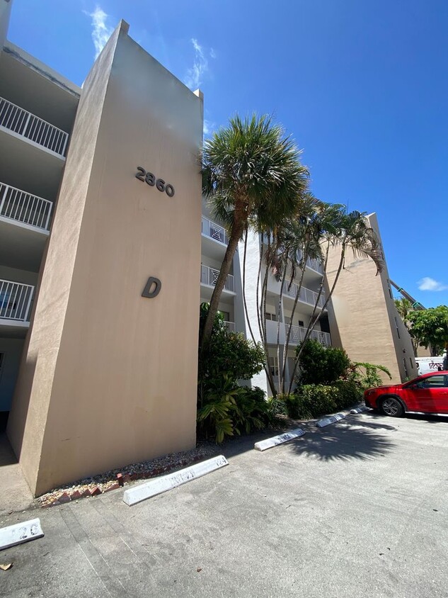 Foto principal - Great Condo close to the Beach