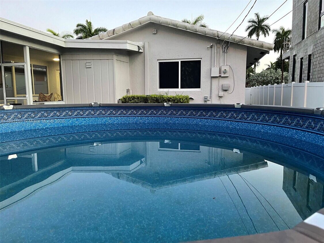Photo - 1020 Hollywood Boulevard, Hollywood, FL 33019 - 3 BR 2 BA Single-Family Home