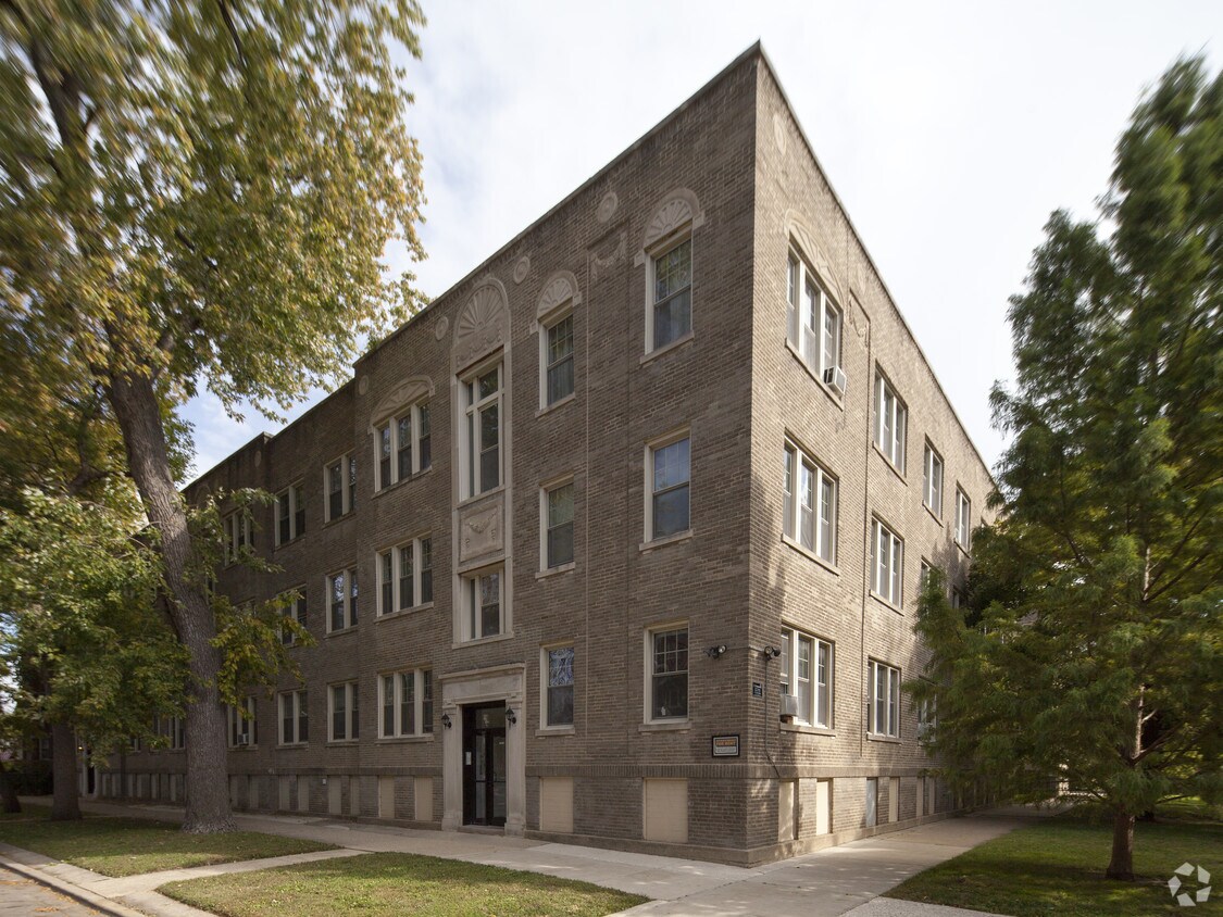 Foto del edificio - 5101 N Winchester Ave