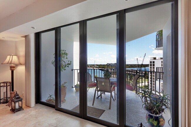 Foto del edificio - 3800 Washington Rd