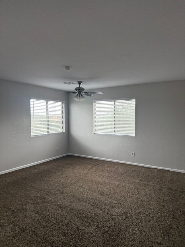 Foto del edificio - 4 Bedroom 3 Bath, Sundance golf community home