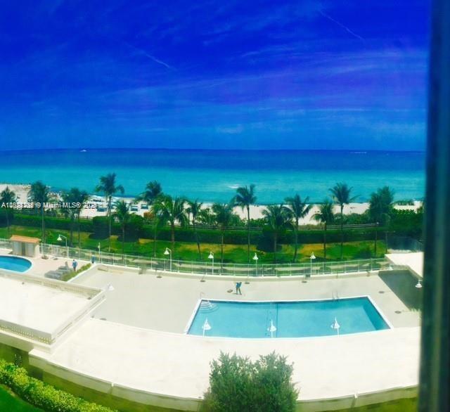 Foto del edificio - 2899 Collins Ave