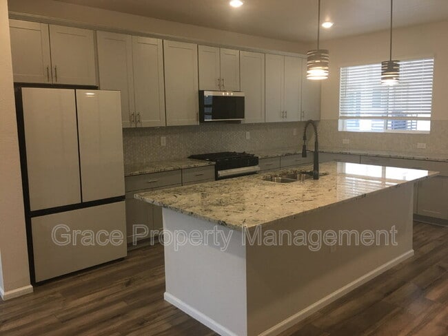 Building Photo - 13849 Del Corso Way
