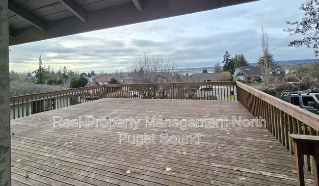 Foto del edificio - 5231 69th Dr NE