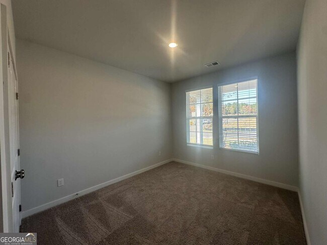 Building Photo - 2088 Brookhill Wy