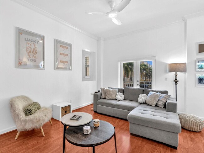 Foto del edificio - 2329 Vintage Dr