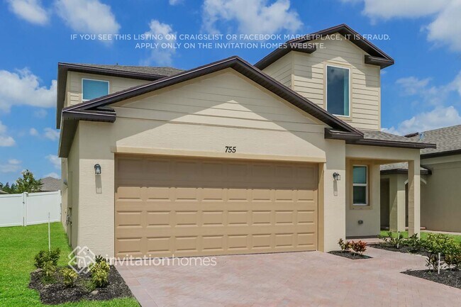Building Photo - 755 Carlyle Way