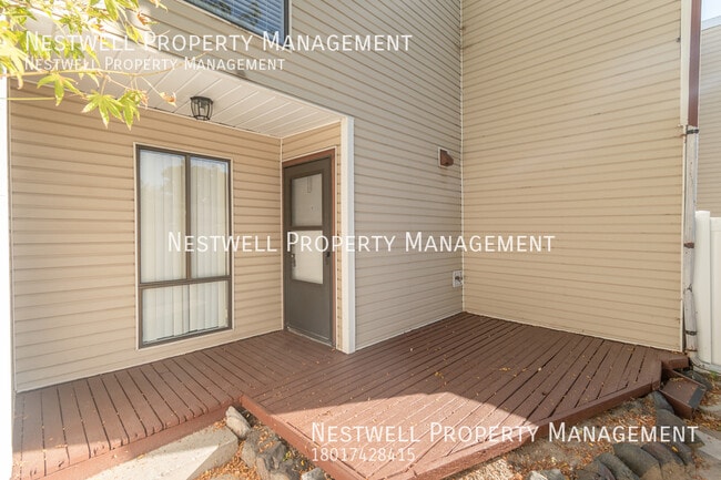 Building Photo - Gorgeous 2-bed Condo in Murray