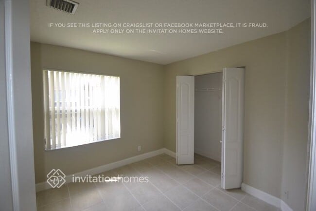 Building Photo - 9901 Red Heart Ln