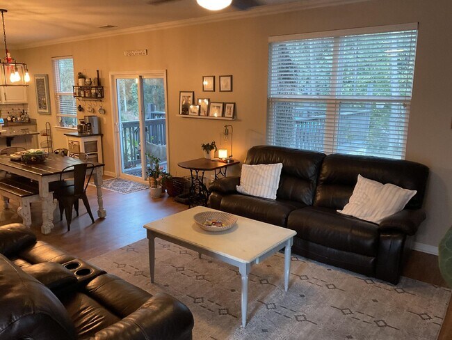 Foto del edificio - Available Mid-February in Tidewater Creek