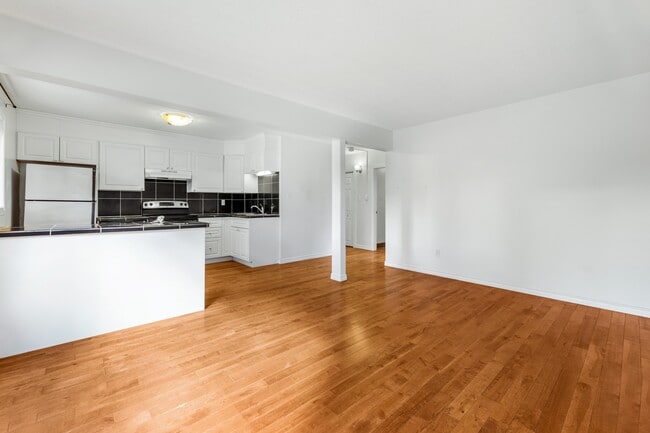 Photo du bâtiment - 2151 Hamilton St