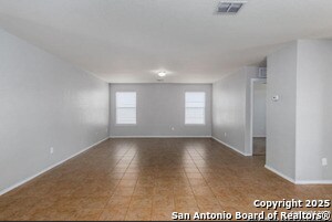 Foto del edificio - 3710 Coyote Creek