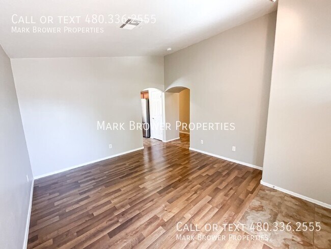 Foto del edificio - 22264 W Antelope Trail