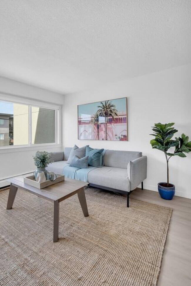 Photo du bâtiment - 45 E 16th Ave