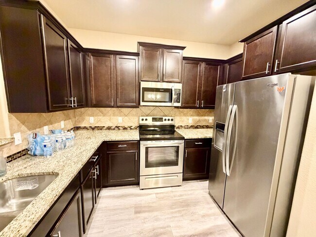 Foto del edificio - Beautiful 4 Bedroom Home in Park Meadows – Available December 1st!