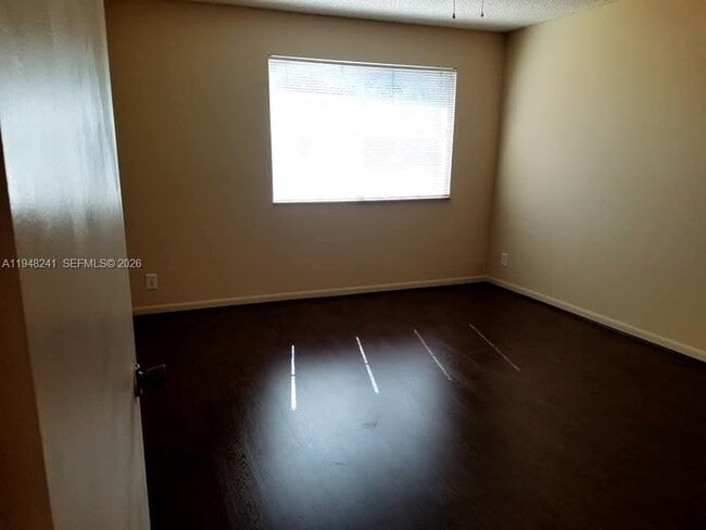 Building Photo - 9701 Westview Dr