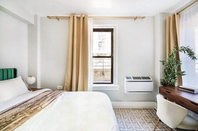 Foto del edificio - 234 W 73rd St