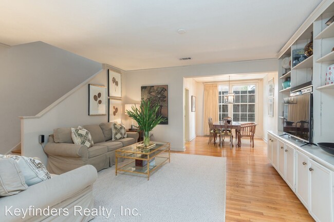 Building Photo - 2 br, 1.5 bath House - 1312 Drehr Ave.