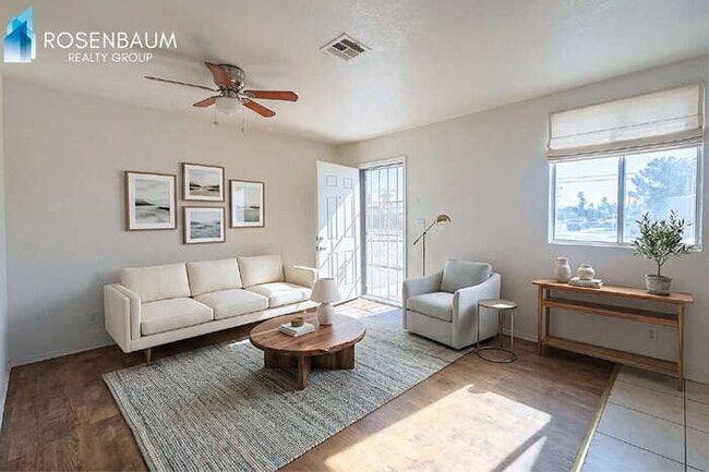 Building Photo - 1702 W Shangri La Rd