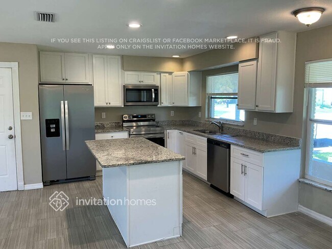 Foto del edificio - 138 SW 48th Terrace
