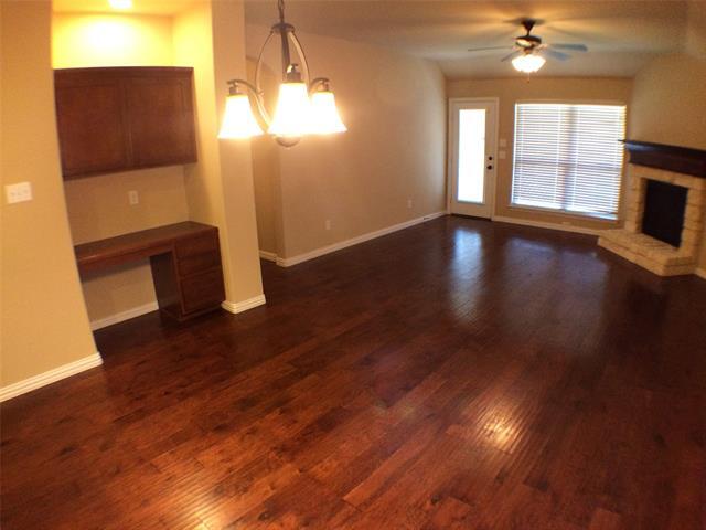 Building Photo - 2616 Costa Mesa Dr