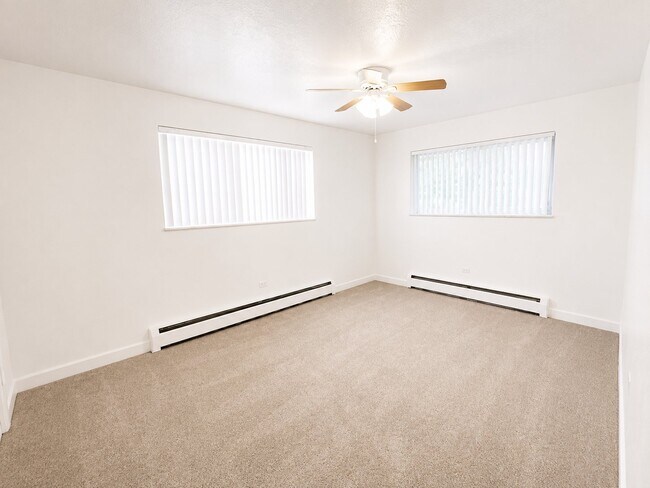 Building Photo - 1375 Everett Ct