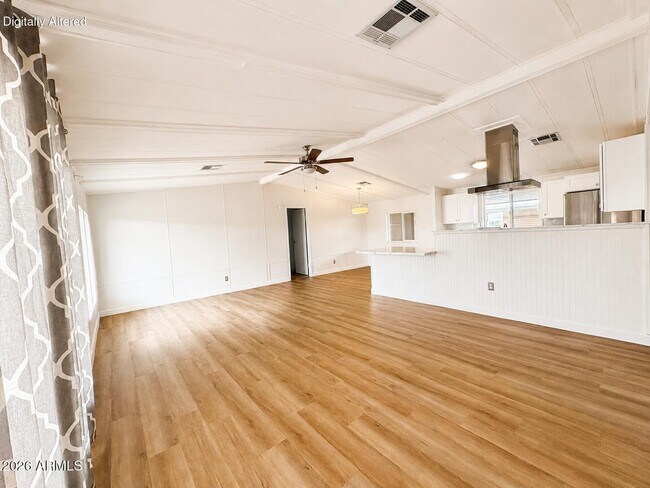 Foto del edificio - 9317 E Cactus Ln S