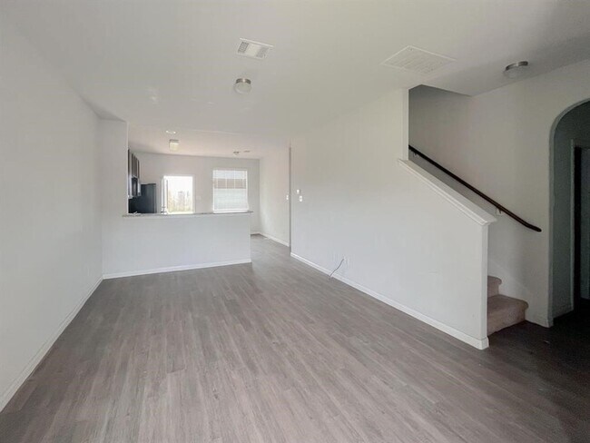 Building Photo - 17247 Quiet Song Ct