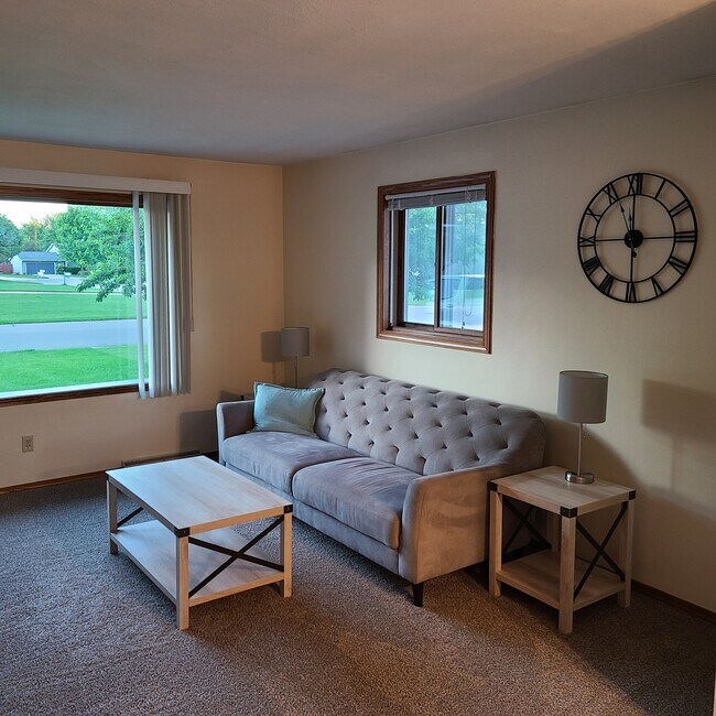 Foto del edificio - 761 Trailsway Ln