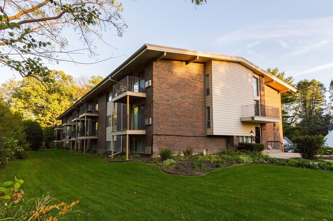Foto del interior - Spacious 1 &2 Bedrooms with Balcony, Parki...