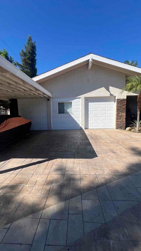 Building Photo - 17816 Prairie St