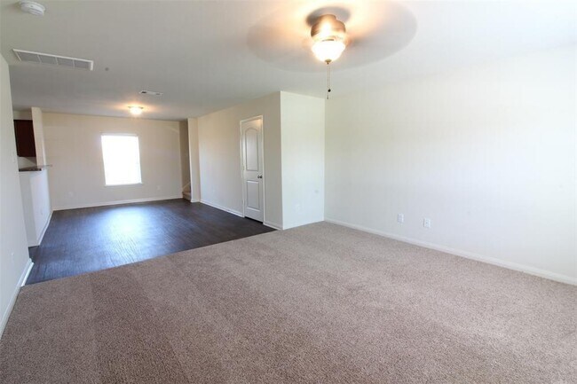 Foto del edificio - 8202 Sandy Sea Rd