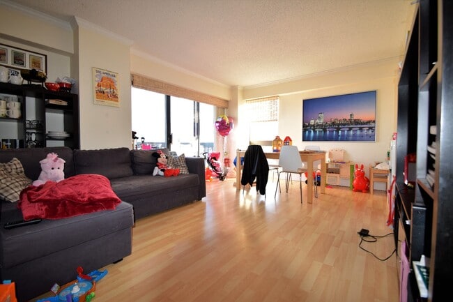 Photo - 15 N Beacon St Apartment