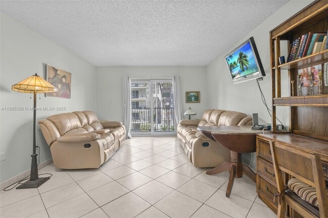 Building Photo - 4141 Collins Ave