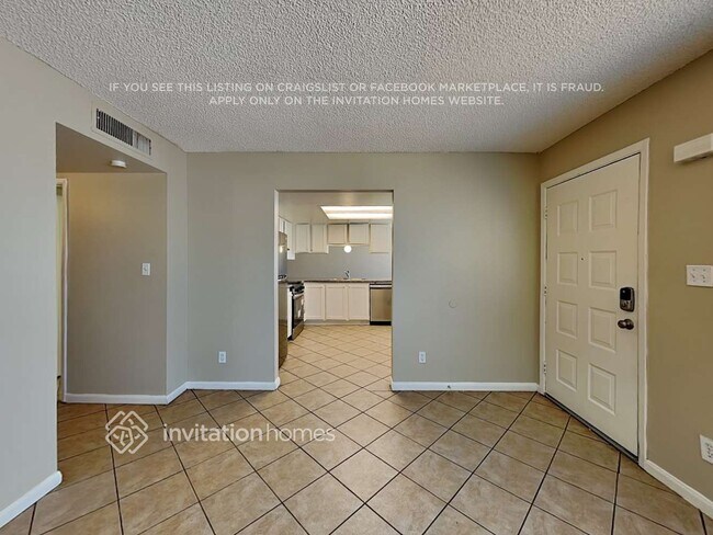 Foto del edificio - 9018 W Sells Dr